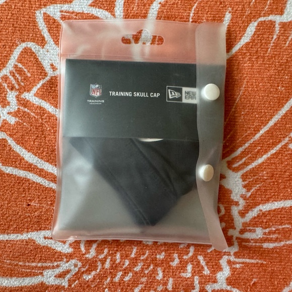 New Era NFL Training Skull Cap with AAF Logo - Picture 8 of 8